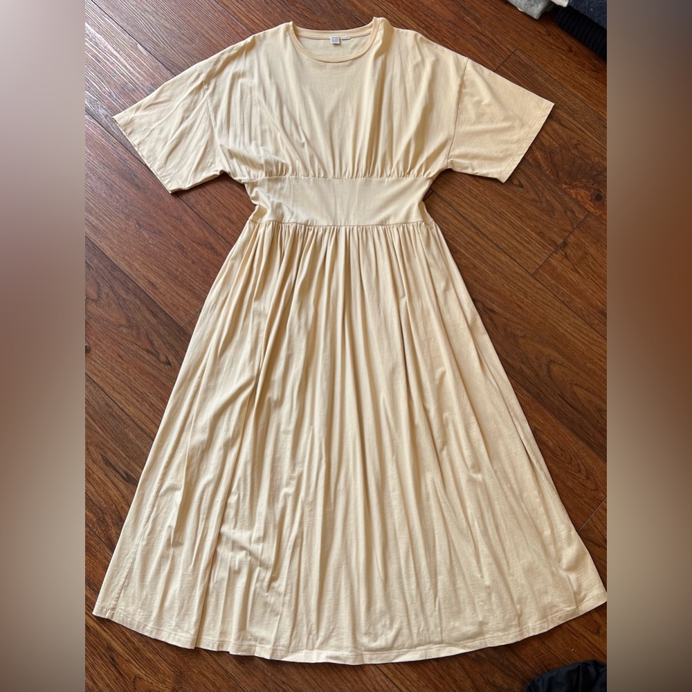 Toteme Cream Tee Dress Sz. XL
